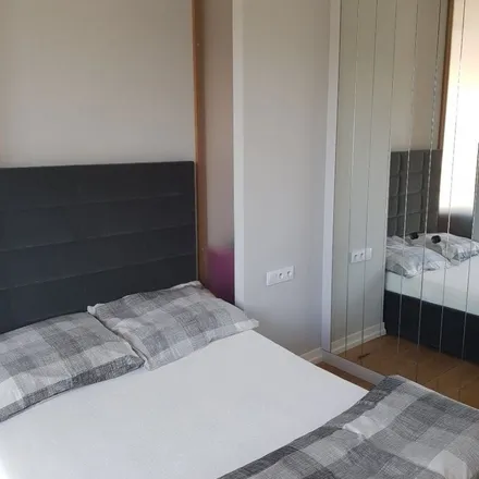 Rent this 3 bed apartment on wybrzeże Stanisława Wyspiańskiego in 50-370 Wrocław, Poland
