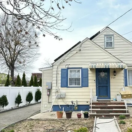 Buy this 3 bed house on Colgate Avenue in William Dunlap Homes, Perth Amboy
