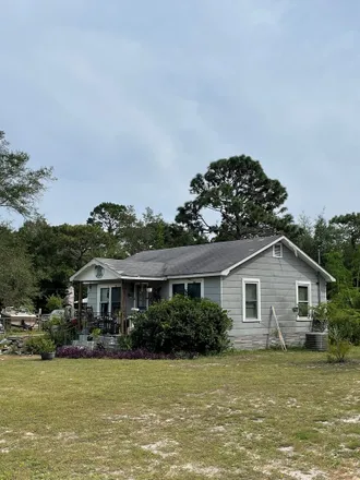 Image 3 - 411 Three Rivers Road, Carrabelle, FL 32322, USA - House for sale