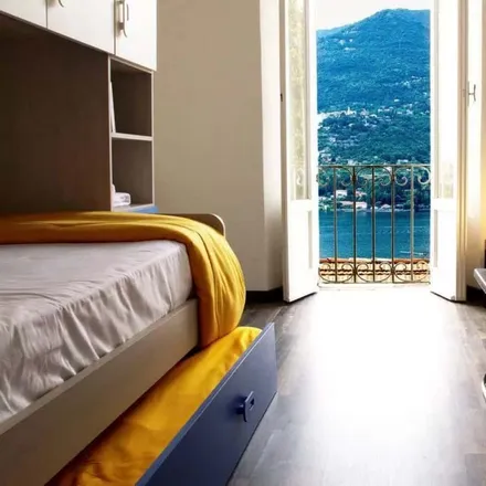 Image 5 - облико морале, Via per Brunate, 22034 Blevio CO, Italy - Apartment for rent
