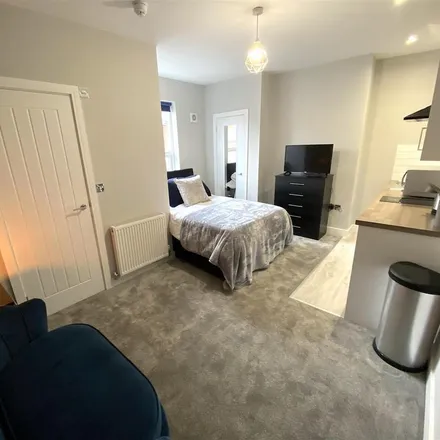 Rent this 1 bed room on Sackville Street in Derby, DE23 8TD
