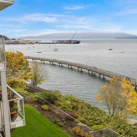 Buy this 2 bed condo on 668 South State Street in Bellingham, WA 98225