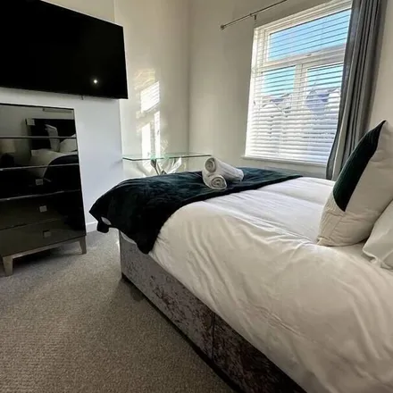 Rent this 1 bed apartment on Canton in CF5 1HH, United Kingdom