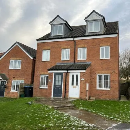 Buy this 3 bed townhouse on Dixon Way in Coundon, DL14 8NH