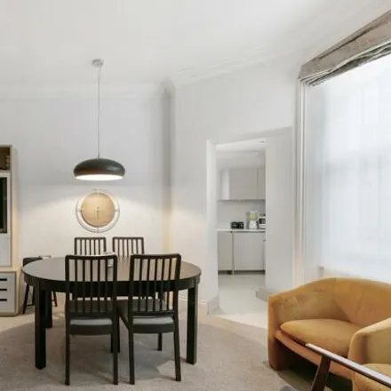 Image 2 - Ashburn House, 35 Collingham Road, London, SW5 0LX, United Kingdom - Apartment for sale