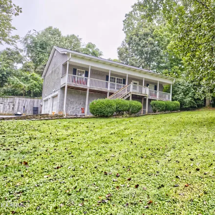 Buy this 3 bed house on 329 Hollifield Drive in Campbell County, TN 37757