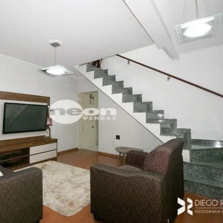 Buy this 2 bed house on Rua Francisco Alves 35 in Boa Vista, São Caetano do Sul - SP