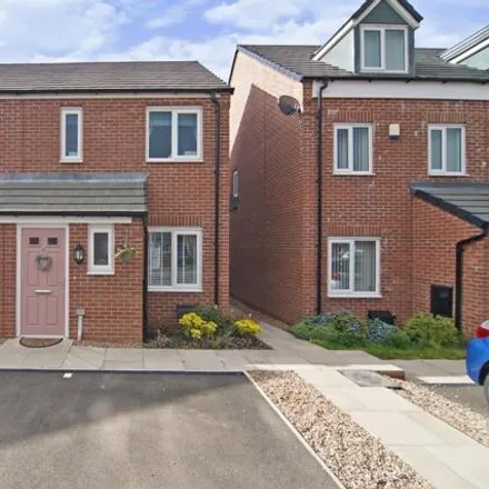 Buy this 2 bed duplex on Starling Close in Shepshed, LE12 9WB
