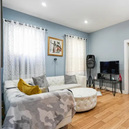 Buy this 6 bed duplex on 98 Woodlawn Avenue in Greenville, Jersey City