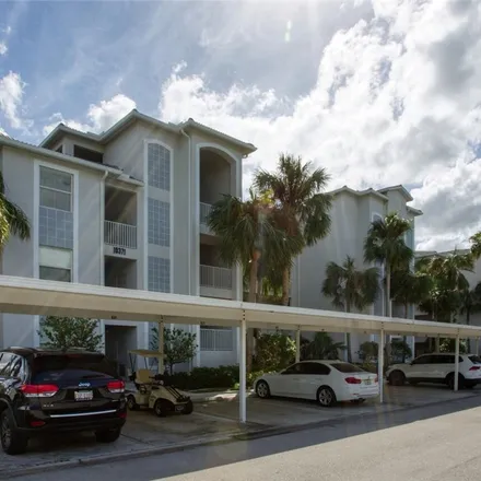 Buy this 2 bed condo on 10371 Butterfly Palm Drive in Fort Myers, FL 33966
