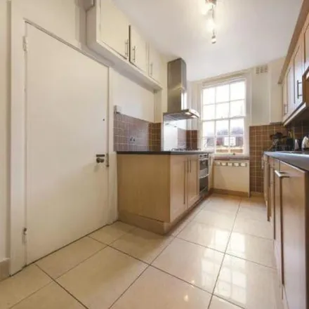 Image 2 - Manor House, Marylebone Road, London, NW1 5NP, United Kingdom - Apartment for rent