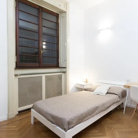 Image 1 - Canaglia, Via Don Bosco, 11, 20139 Milan MI, Italy - Apartment for rent
