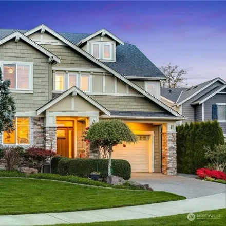 Buy this 5 bed house on 21st Avenue Southeast in Sammamish, WA 98029