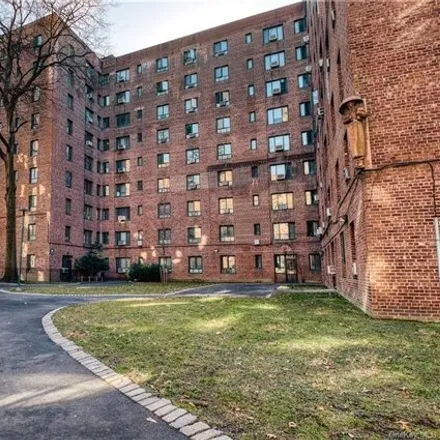 Buy this 1 bed condo on 1563 Metropolitan Avenue in New York, NY 10462