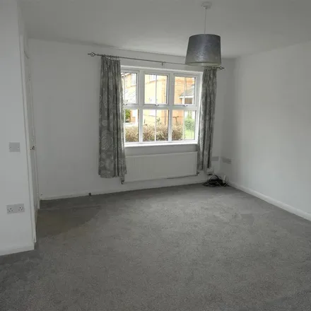 Image 2 - Willow Drive, Brough, HU15 1TR, United Kingdom - House for rent