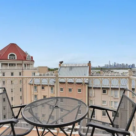 Image 7 - West Shearwater Court, Jersey City, NJ 07305, USA - Apartment for rent