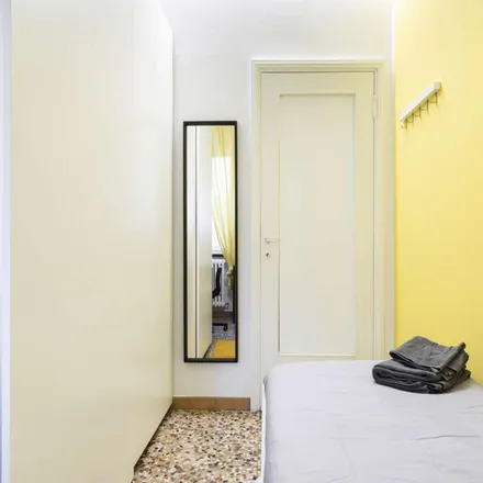 Image 2 - OVS Kids, Via Vincenzo da Seregno, 20161 Milan MI, Italy - Apartment for rent