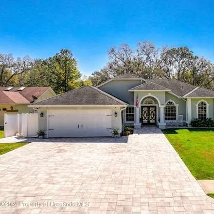 Buy this 4 bed house on 815 Laurelridge Court in Brooksville, Hernando County