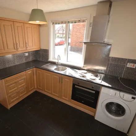 Image 4 - Crewe Road, Wheelock, CW11 4BL, United Kingdom - House for rent