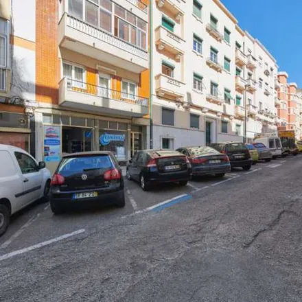 Image 7 - Rua Augusto Gil, Lisbon, Portugal - Apartment for rent