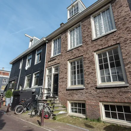 Rent this 2 bed apartment on Nieuwe Looiersstraat 1A-1 in 1017 VA Amsterdam, Netherlands