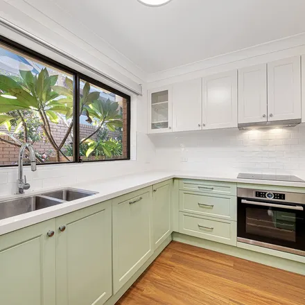 Rent this 2 bed townhouse on 65 Yeo Street in Cremorne NSW 2090, Australia