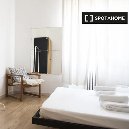 Image 3 - Via Barona, 20142 Milan MI, Italy - Apartment for rent