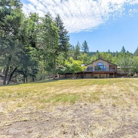 Image 4 - 480 Surrey Dr, Grants Pass, Oregon, 97526 - House for sale