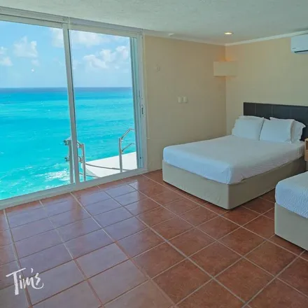 Rent this 3 bed condo on Cancún in Benito Juárez, Mexico