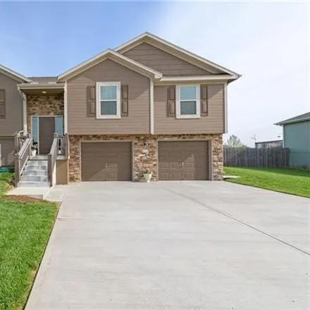 Buy this 4 bed house on 416 192nd Terrace in Smithville, MO 64089