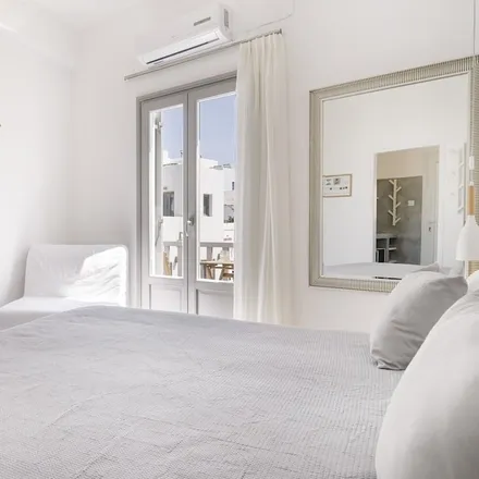 Image 2 - Naousa, Paros Regional Unit, Greece - Apartment for rent