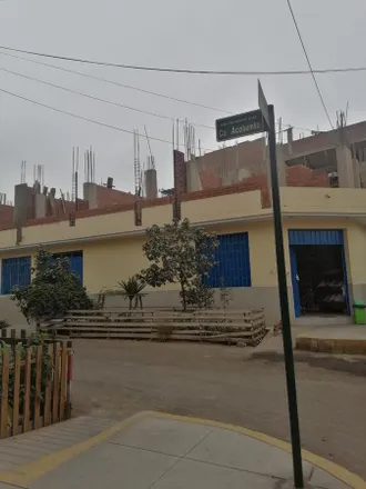 Buy this studio house on Huaca Tambo Inga in Calle 8, Puente Piedra