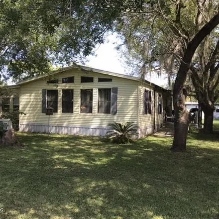 Buy this 3 bed house on Mockingbird Lane in Putnam County, FL 32112