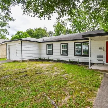 Rent this 3 bed house on 1930 Pech Road in Houston, TX 77055