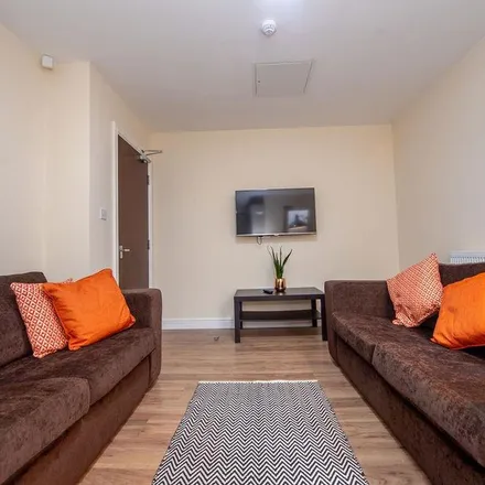 Rent this 5 bed apartment on KENSINGTON/HOLT RD in Kensington, Liverpool