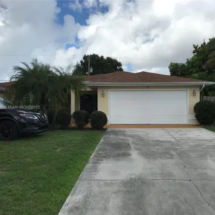 Image 1 - 527 Southeast Cliff Road, Port Saint Lucie, FL 34984, USA - House for rent