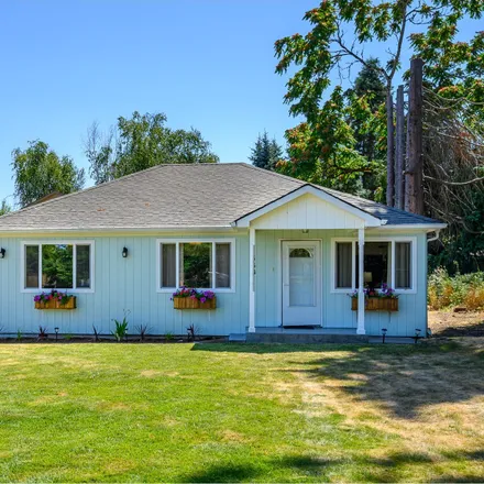 Buy this 3 bed house on 1552 Northeast Grandhaven Street in McMinnville, OR 97128
