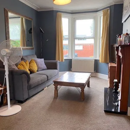 Rent this 2 bed apartment on Newbridge Road in Bristol, BS4 4DR