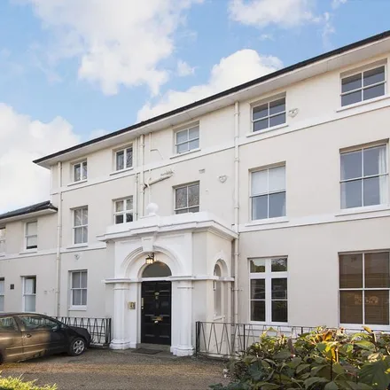Image 2 - St Teresa's Home for the Elderly, 12 Lansdowne Road, Cottenham Park, London, SW20 8AN, United Kingdom - Apartment for rent