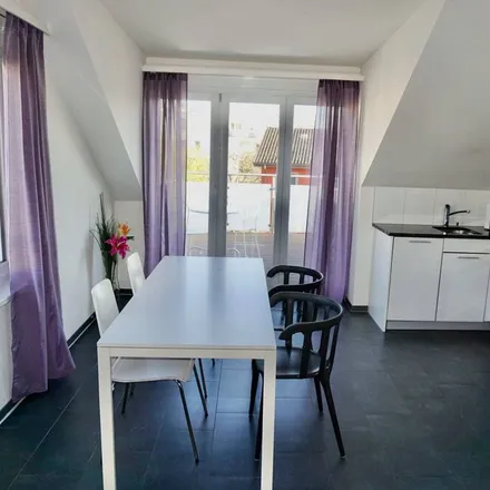 Image 5 - Wallisellen, Bezirk Bülach, Switzerland - Apartment for rent
