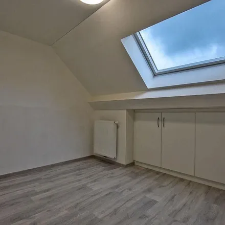 Rent this 3 bed apartment on Hoogstraat 17 in 8620 Nieuwpoort, Belgium