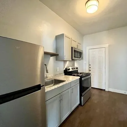Image 6 - 534 West Drexel Avenue, San Antonio, TX 78210, USA - Apartment for rent