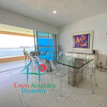 Buy this 3 bed apartment on Calle Alemania in Fraccionamiento Magallanes, 39300 Acapulco