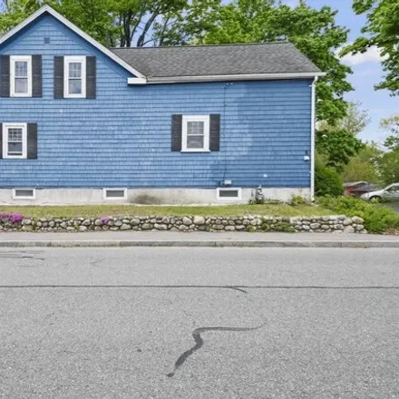 Image 3 - 8 Cottage St, Taunton, Massachusetts, 02780 - House for sale