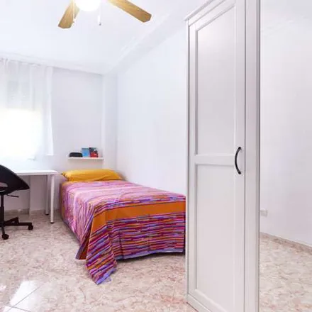 Rent this 3 bed apartment on Calle Calatayud in 41006 Seville, Spain