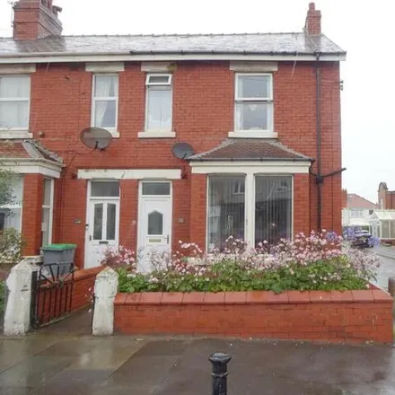 Buy this 4 bed townhouse on Perfection Hair & Beauty in 30-32 Anchorsholme Lane East, Blackpool