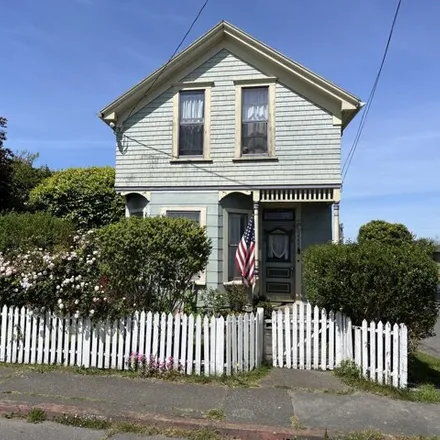 Buy this 3 bed house on 400 Andrew Street in Eureka, CA 95503