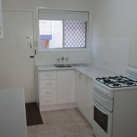 Image 2 - 35 Amelia Street, Coorparoo QLD 4151, Australia - Apartment for rent
