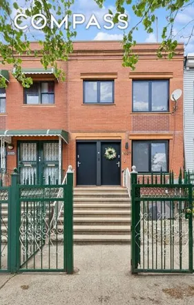 Image 1 - 1027 Lafayette Avenue, New York, NY 11221, USA - Townhouse for rent