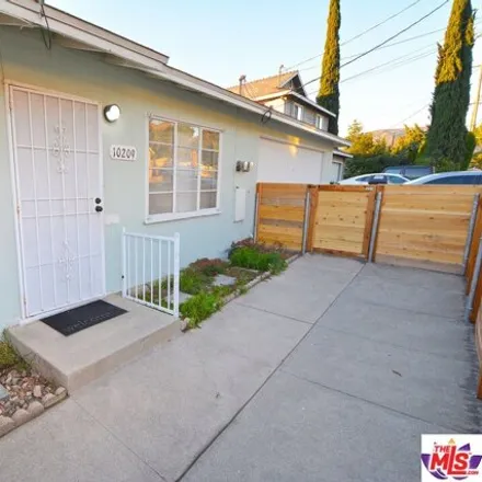 Image 3 - 10205 Helendale Avenue, Los Angeles, CA 91042, USA - House for rent